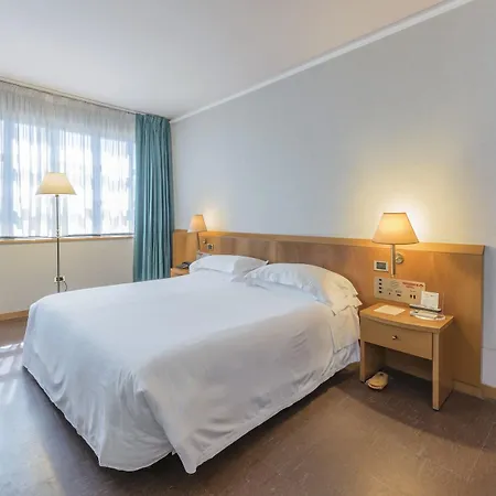 Caesar's Otel Cagliari
